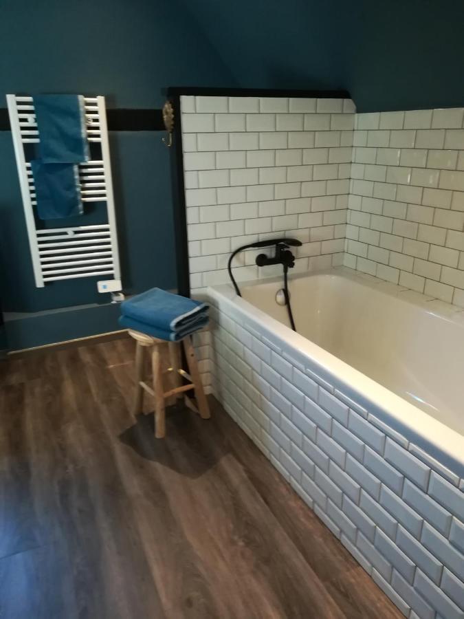 Lait & Lit Bed and Breakfast Triqueville Exteriör bild